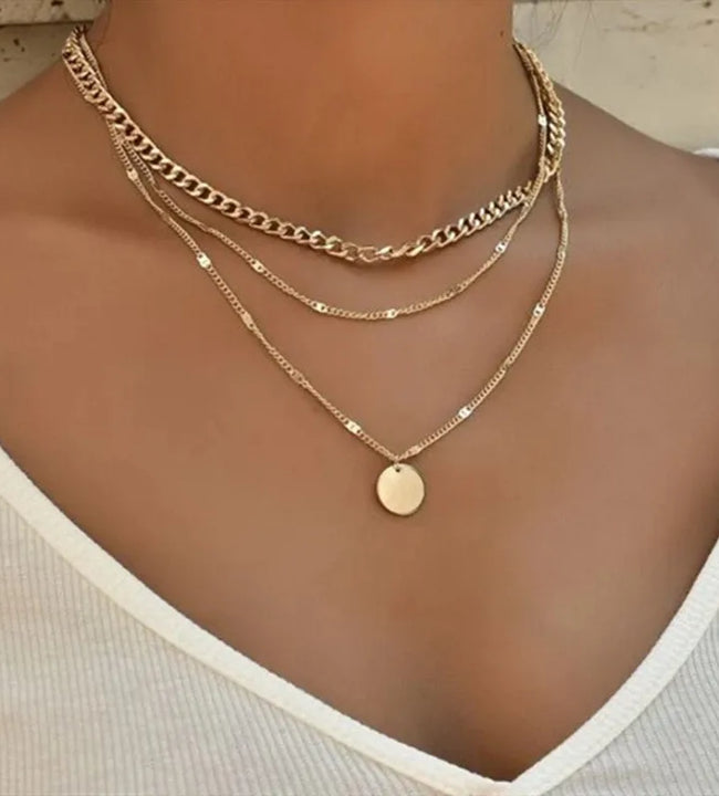 Vintage Necklace on Neck Gold Color Chain Women's Jewelry Layered Accessories Girls Clothing Aesthetic Gift Fashion Pendant 2024