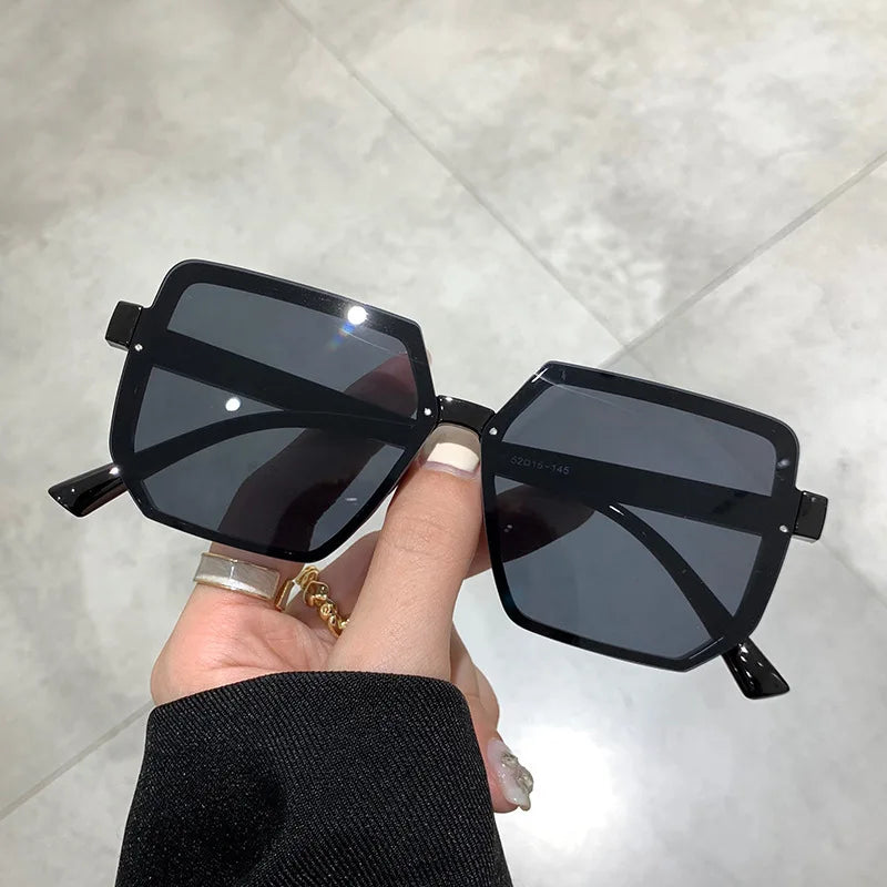 New Women's Polygon Sunglasses Women Classic Vintage Small Frame Sun Glasses Outdoor Driving Fashion Eyewear UV400 Oculos De Sol