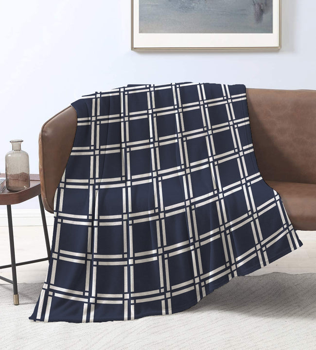 Gate Navy Velvet Blanket