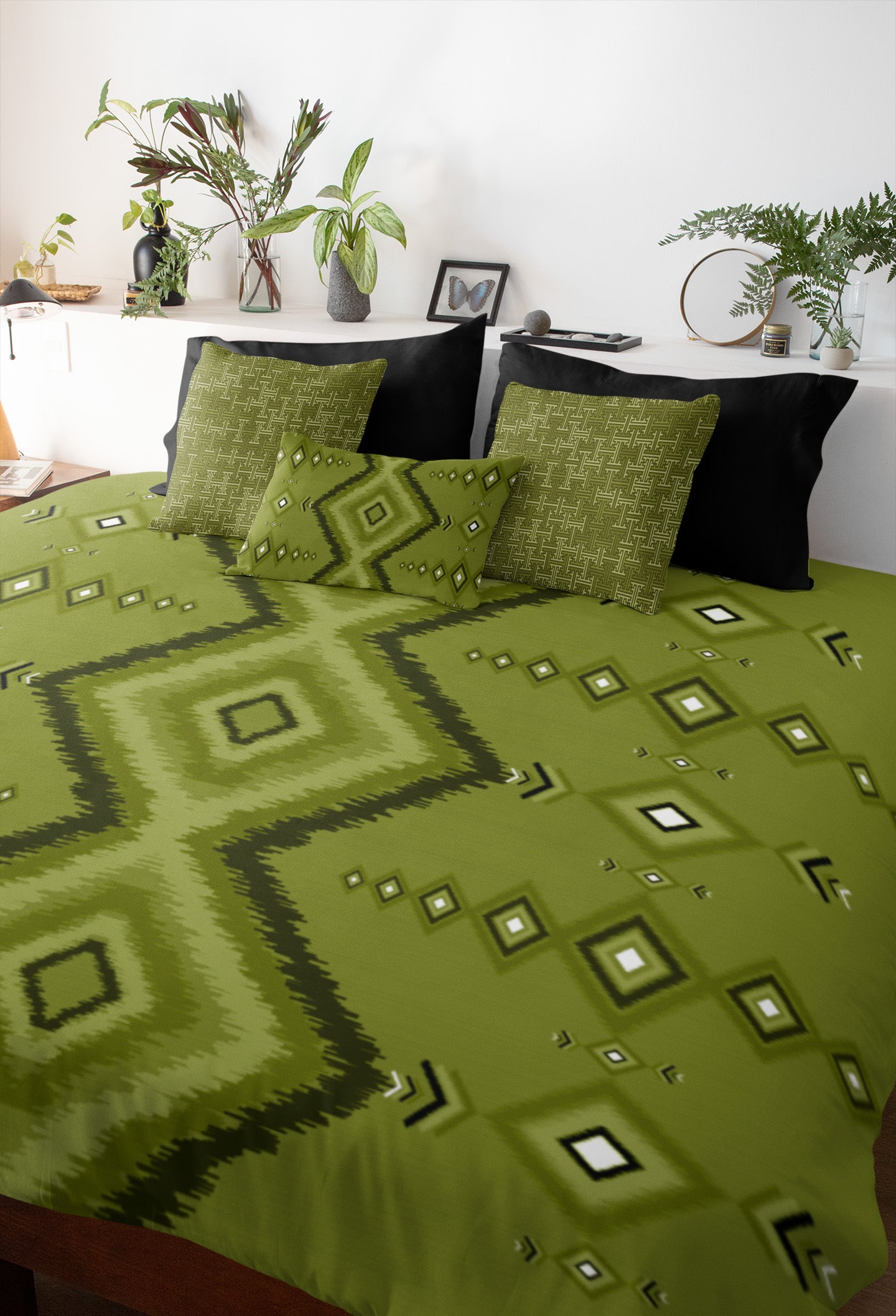 Alga Comforter Set