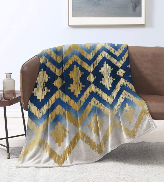 Chevron Dorado Velvet Blanket