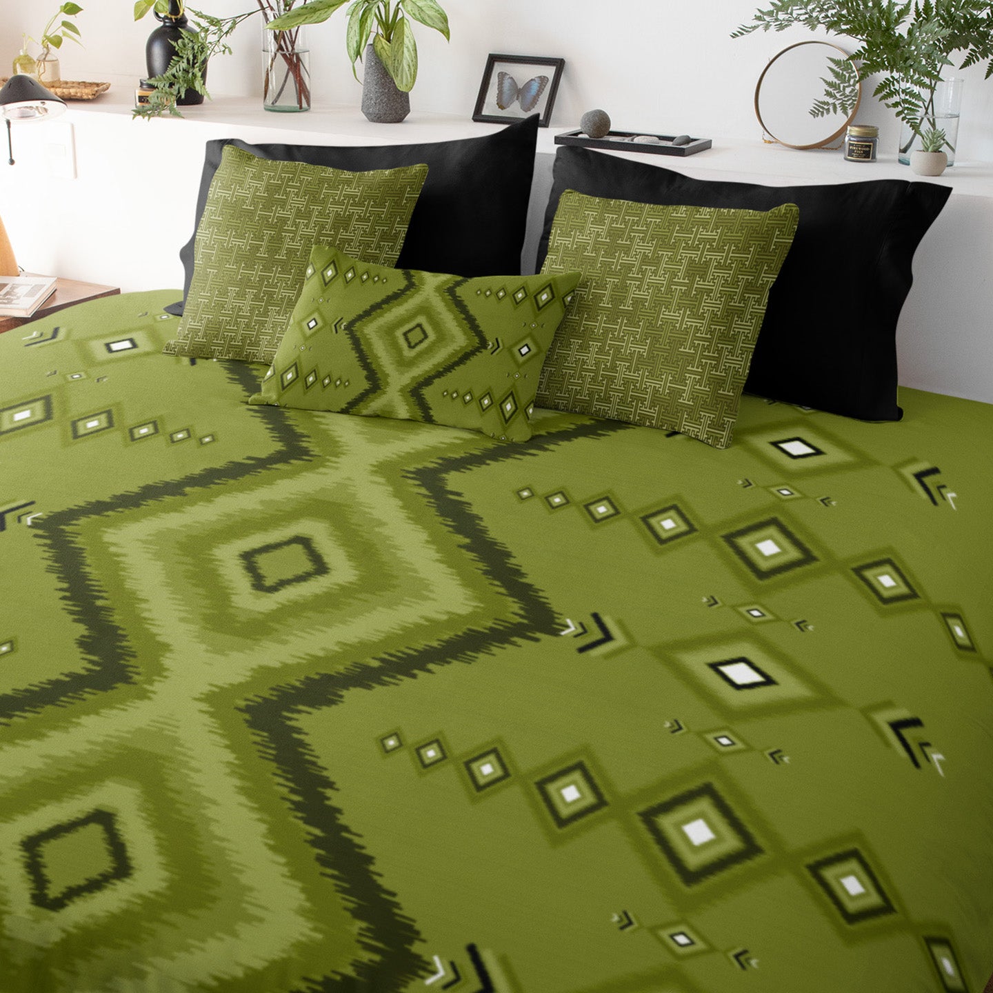 Alga Comforter Set