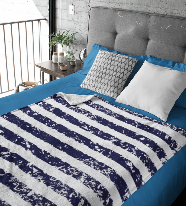 Lineas Nautica Velvet Blanket